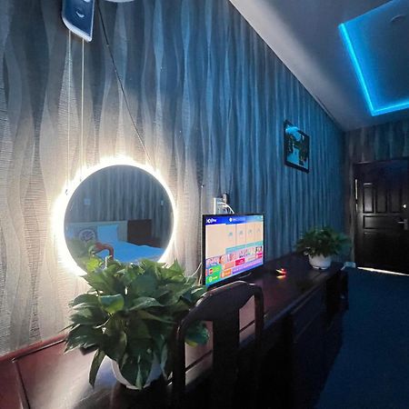Phi Long 2 Hotel Thu Dau Mot Eksteriør billede