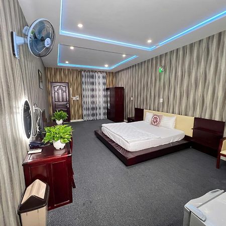Phi Long 2 Hotel Thu Dau Mot Eksteriør billede