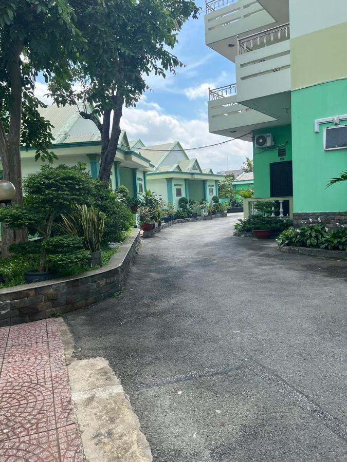Phi Long 2 Hotel Thu Dau Mot Eksteriør billede