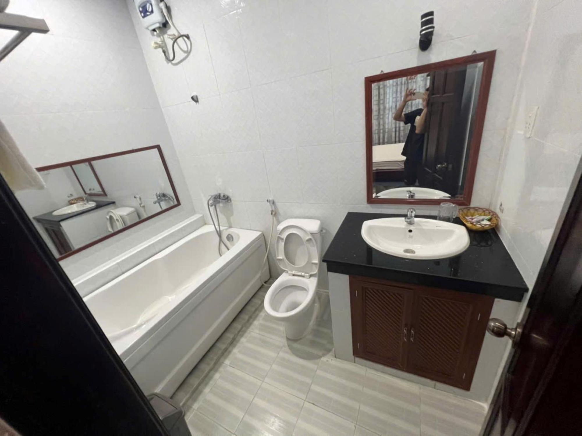Phi Long 2 Hotel Thu Dau Mot Eksteriør billede