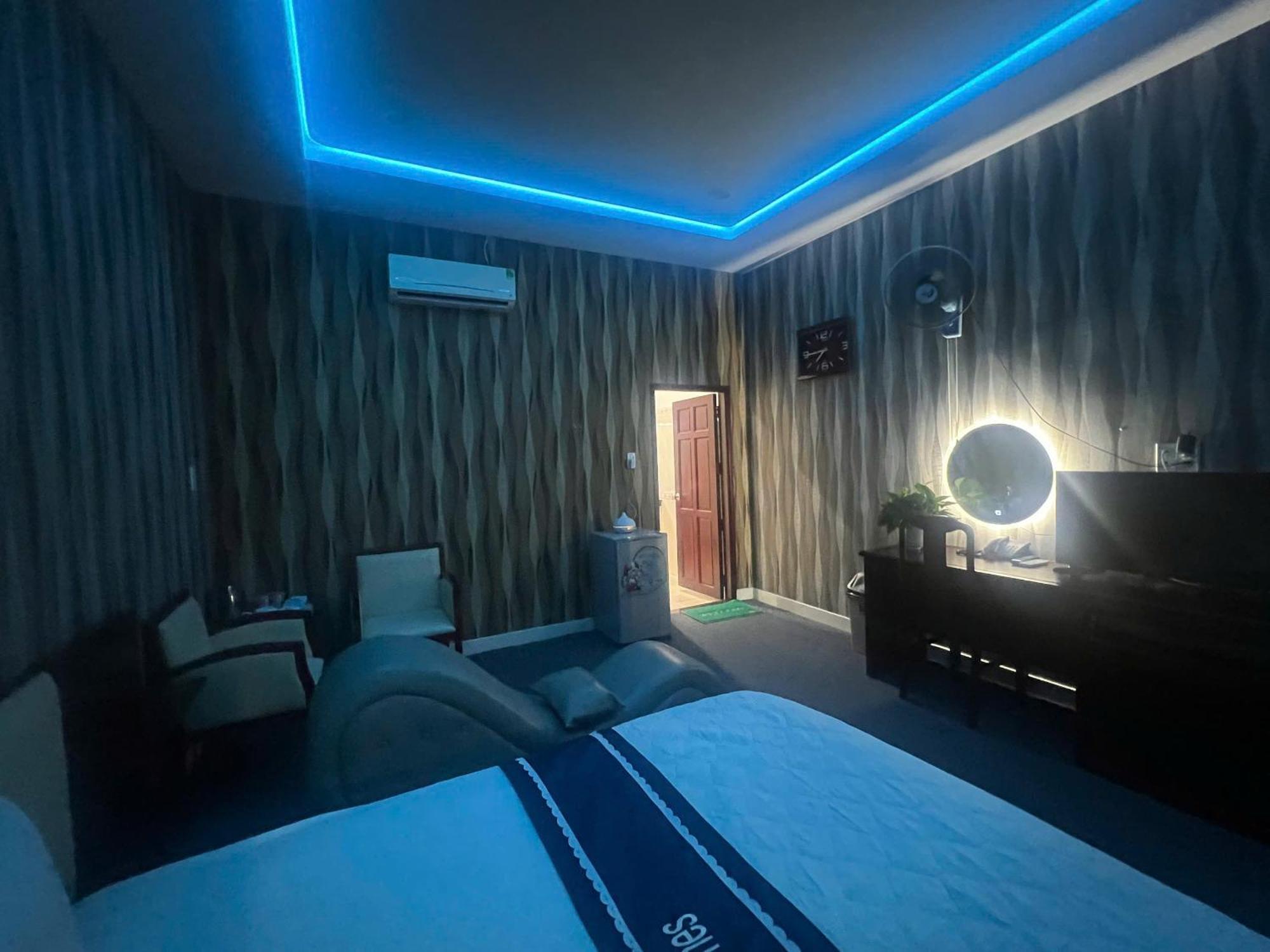 Phi Long 2 Hotel Thu Dau Mot Eksteriør billede